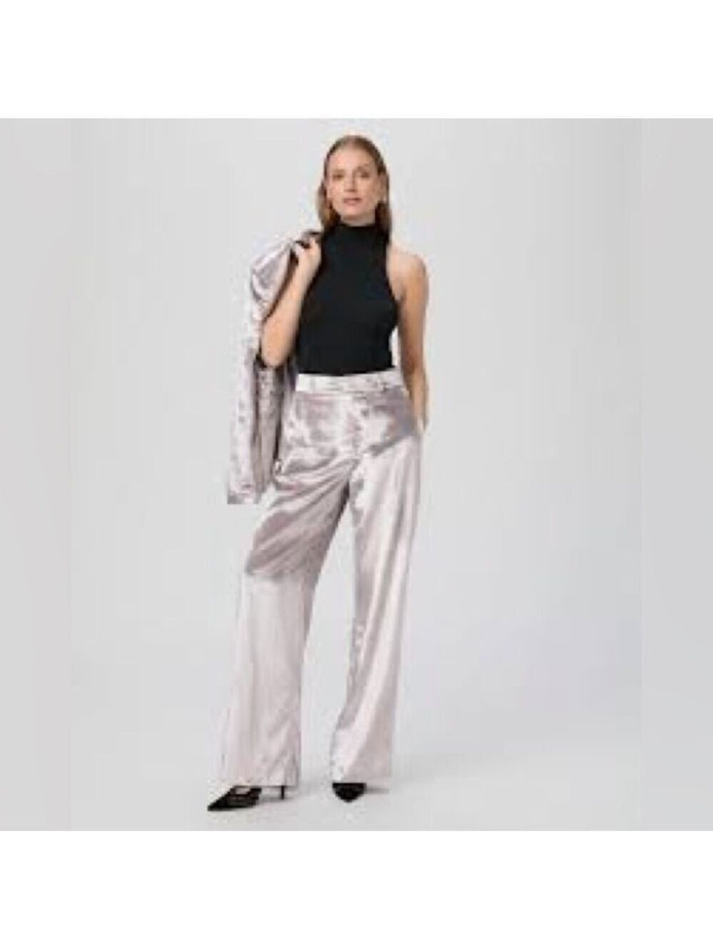 Paige Chateau Velvet Wide-Leg Pants in Pewter. Size 2